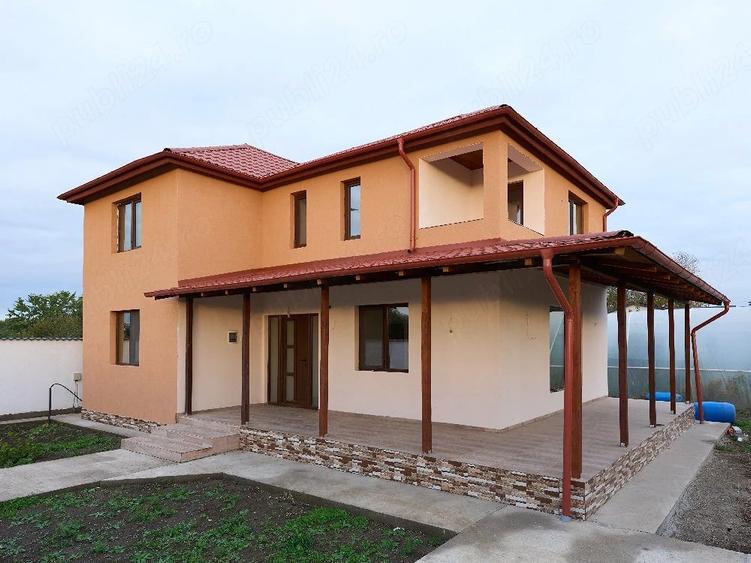 Casă cu Teren 440 Mp în Chiscani