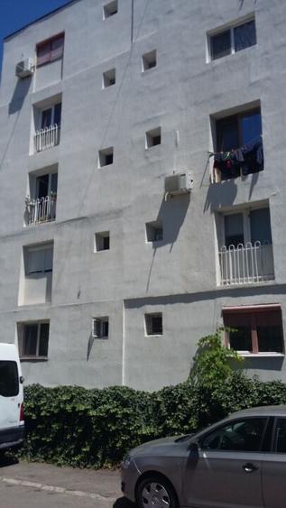 Garsonieră în 9 Mai