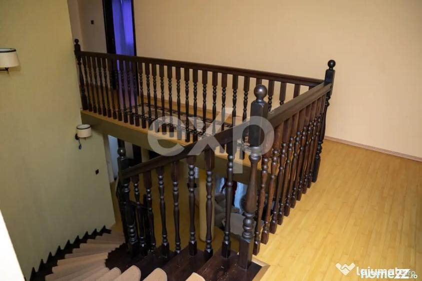 Casă cu 4 camere cu Teren 6436 Mp în Central