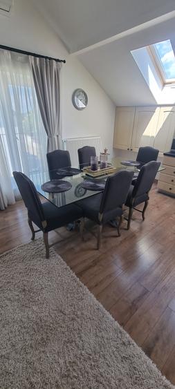 Apartament cu 3 camere decomandat, mobilat în Odăi