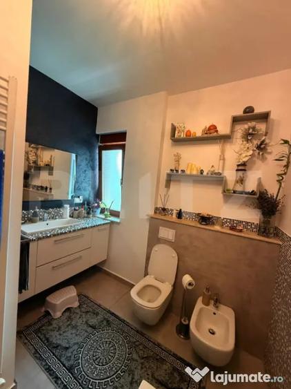Casă cu 4 camere cu Teren 750 Mp în Central