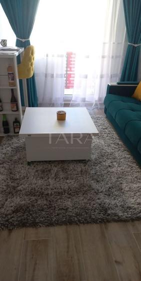 Apartament cu 2 camere semidecomandat, mobilat în Baciu