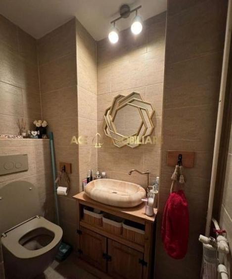 Apartament cu 3 camere decomandat, mobilat în Panduri