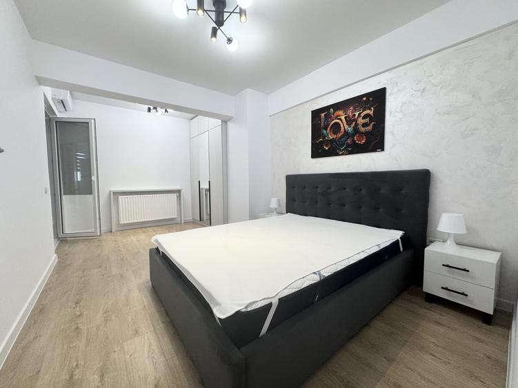 Apartament cu 2 camere decomandat, mobilat în Parcul Carol