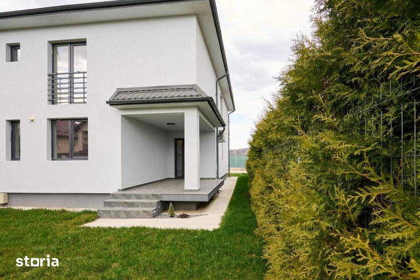Casă cu 5 camere cu Teren 356 Mp în Ștefănești