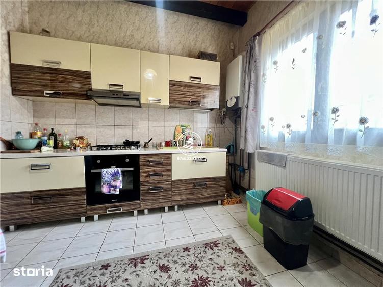 Casă cu 3 camere cu Teren 300 Mp în Lunca Cetățuii