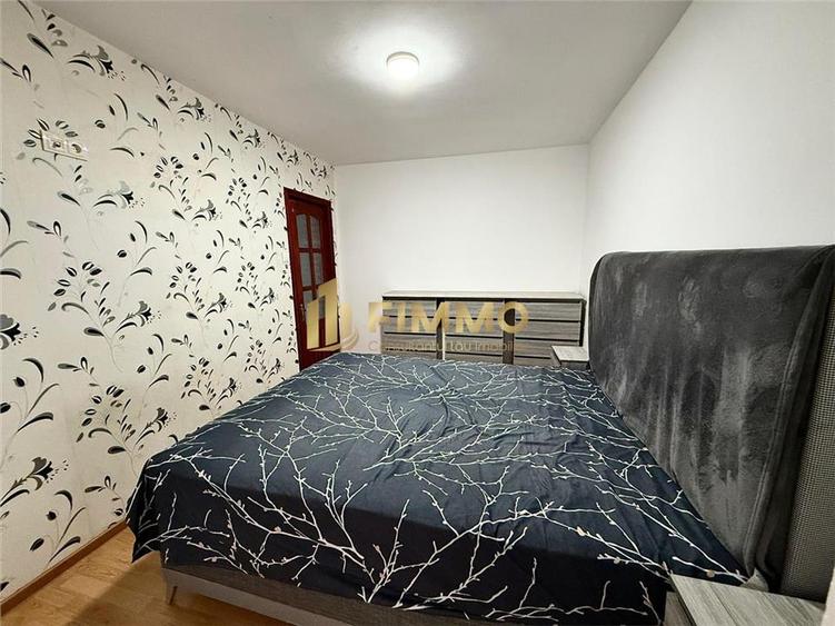 Apartament cu 3 camere nedecomandat, mobilat în George Enescu
