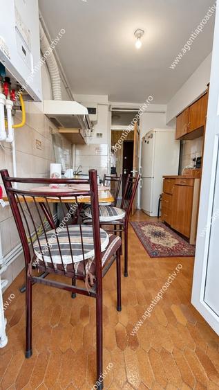 Apartament cu 3 camere decomandat în Țiglina 1
