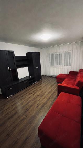 Apartament cu 3 camere decomandat în Soarelui