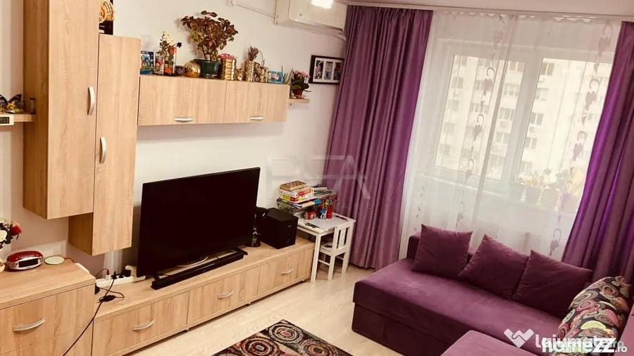 Apartament cu 3 camere decomandat în Crângași