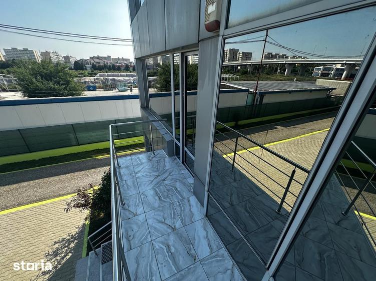 Spațiu comercial, de 9,343 mp, în Central
