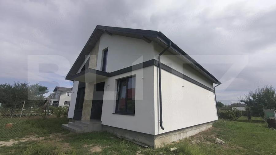 Casă cu Teren 385 Mp în Filiași