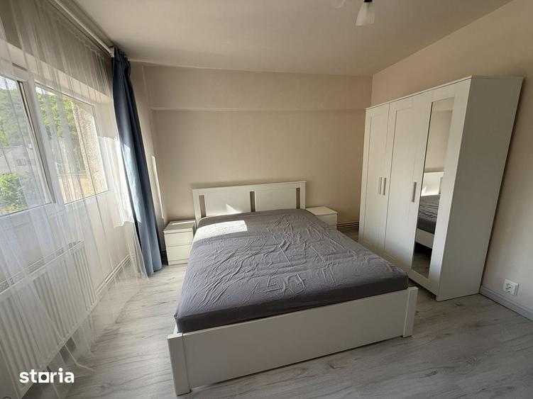 Apartament cu 3 camere decomandat în Valea Cetății