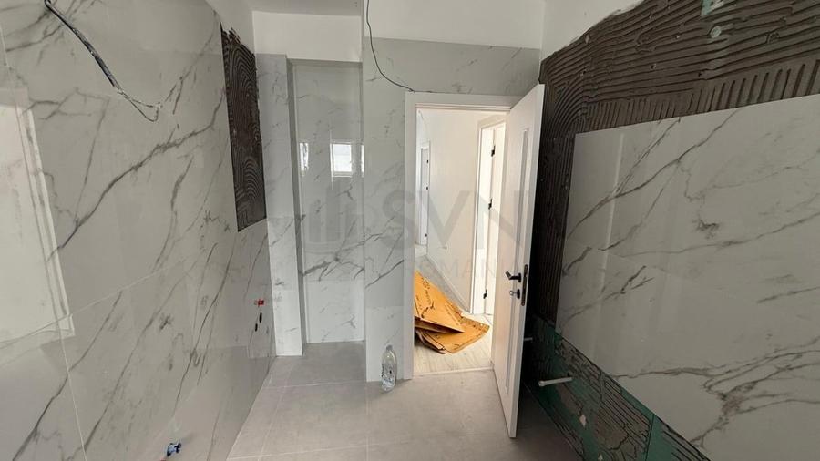 Casă individuală cu 4 camere cu Canalizare în Central