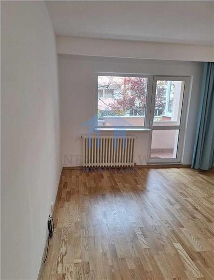 Apartament cu 4 camere decomandat în Zorilor