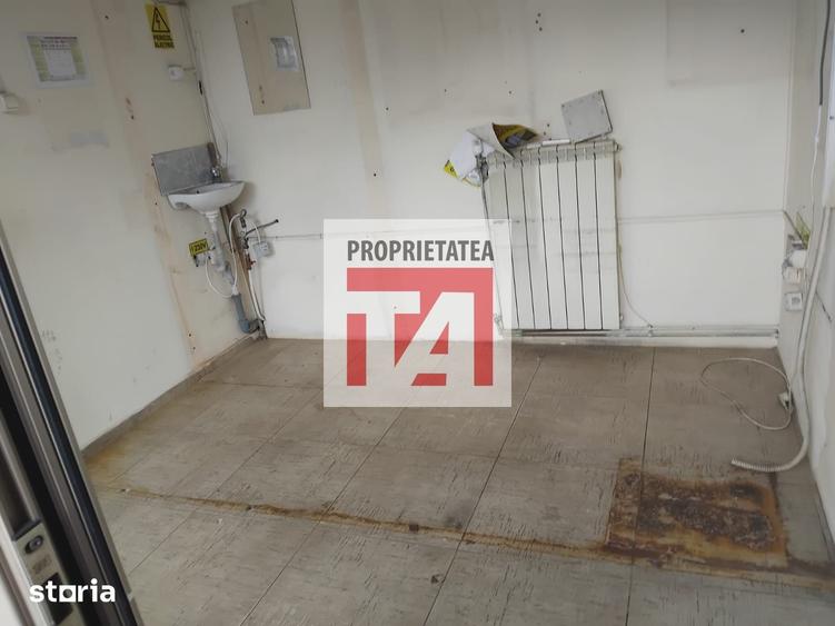 Spațiu comercial, de 10 mp, în Săsar