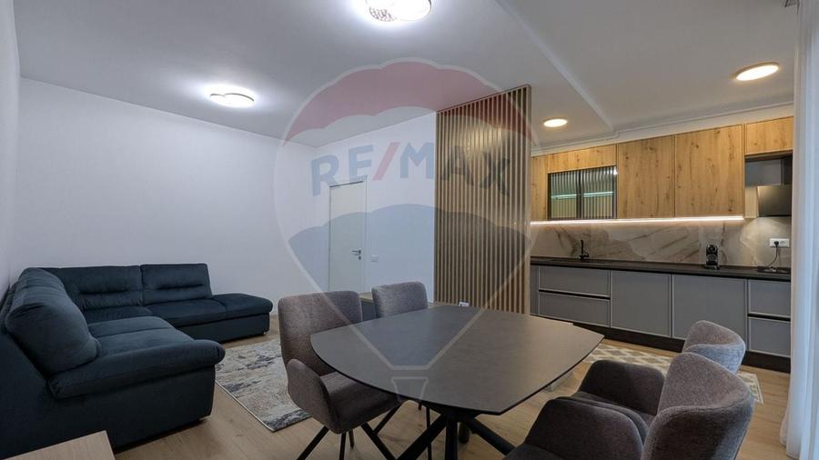 Apartament cu 2 camere decomandat, mobilat în Splaiul Unirii