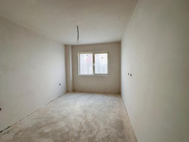 Apartament cu 2 camere decomandat în Chiajna