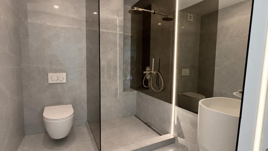 Apartament cu 3 camere decomandat în Pipera