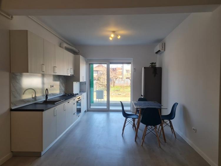 Apartament cu 2 camere semidecomandat, mobilat în Lipovei