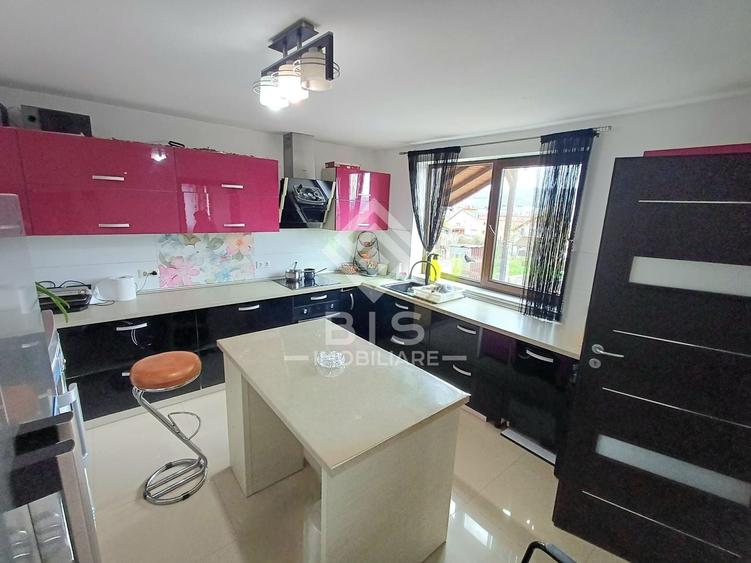 Casă individuală cu 5 camere cu Canalizare în Exterior Sud