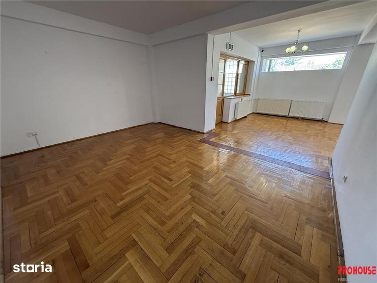 Spațiu comercial, de 600 mp, în Gherăiești
