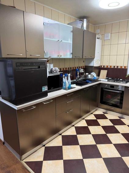 Apartament cu 3 camere decomandat în Ultracentral