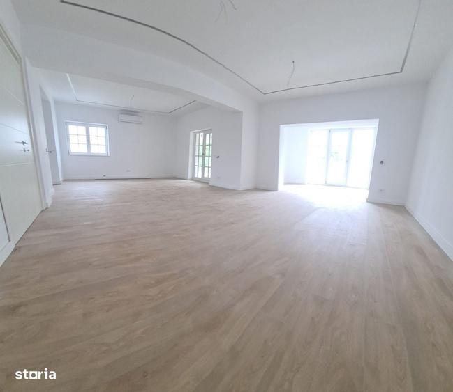 Spațiu comercial, de 4,300 mp, în Corbeanca