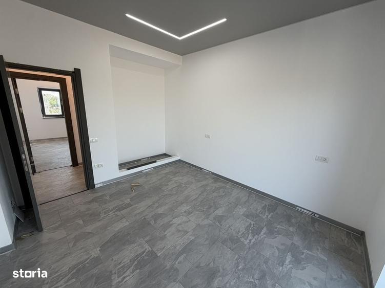 Casă cu 4 camere în Domnești