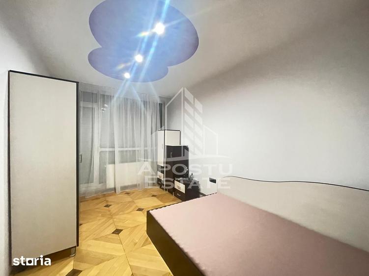 Apartament cu 3 camere decomandat în UTA
