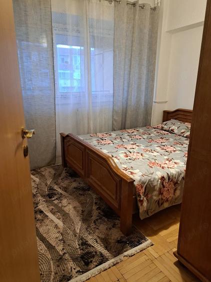 Apartament cu 2 camere decomandat în Rovine