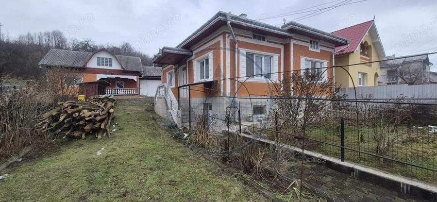 Casă cu Teren 3800 Mp în Prundu Bârgăului