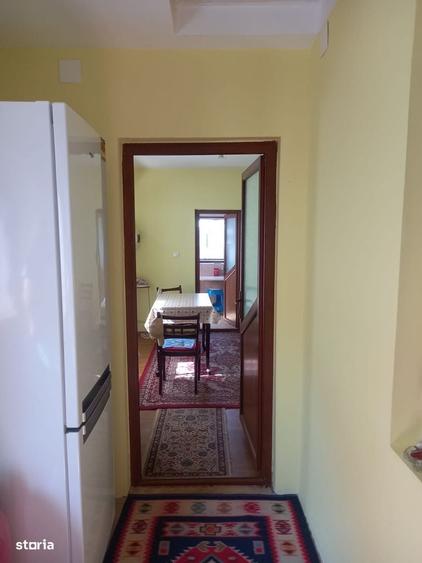 Casă cu 3 camere în Băceni