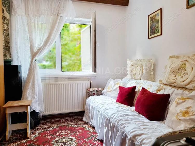 Apartament cu 3 camere decomandat în Răcădău