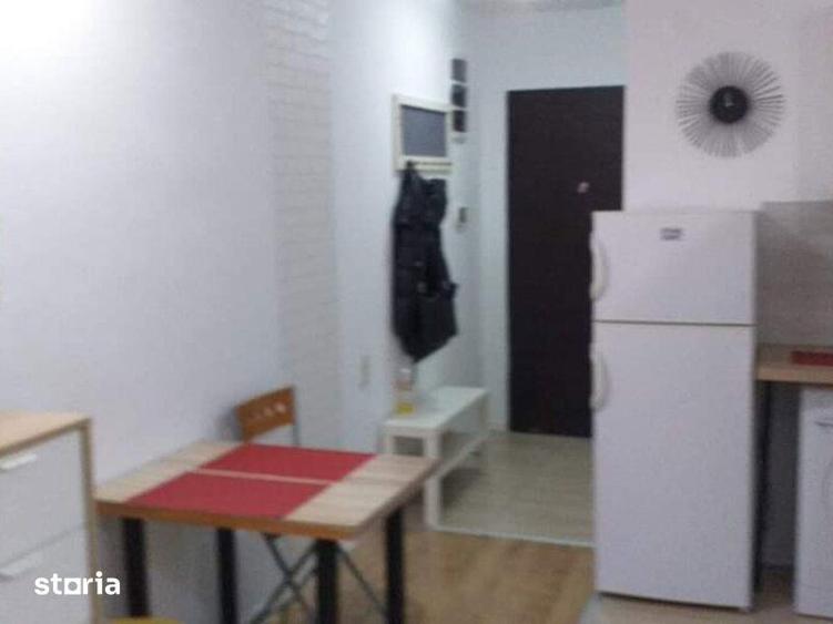 Garsonieră semidecomandată în Central