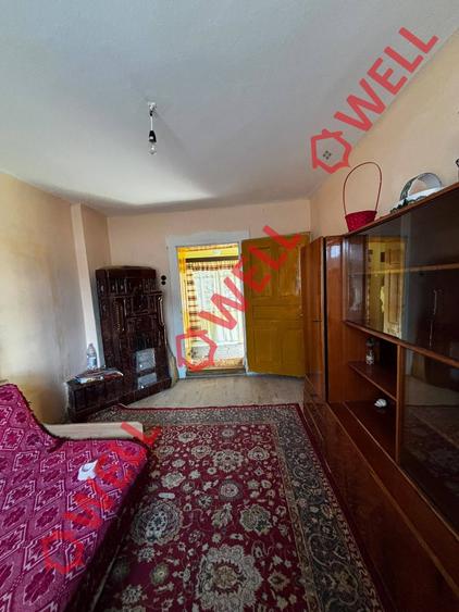 Casă cu 2 camere cu Teren 720 Mp în Dacia
