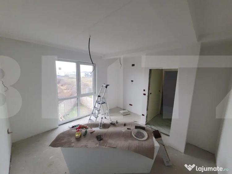Casă cu 5 camere cu Teren 410 Mp în Urseni