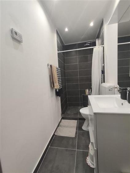 Casă cu 2 camere cu Teren 22 Mp în Decebal