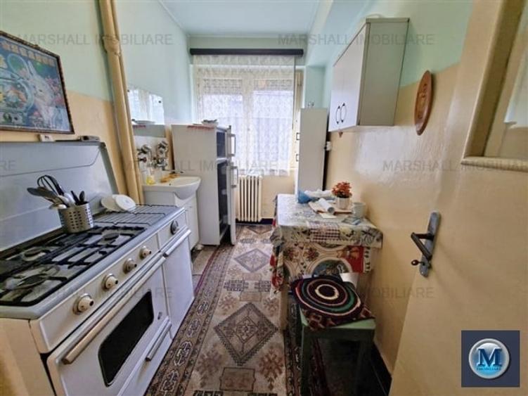Apartament cu 2 camere semidecomandat, mobilat în Ultracentral