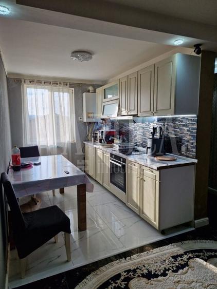 Apartament cu 3 camere semidecomandat în Florești — fotografia 2