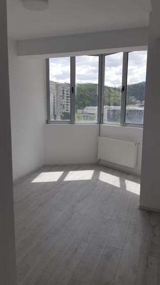 Apartament cu 2 camere decomandat în Centrul Civic