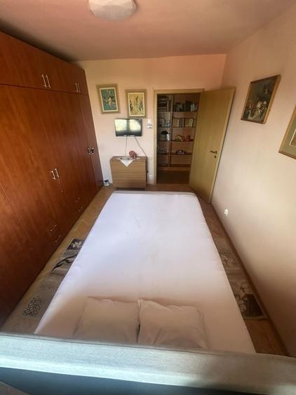 Apartament cu 2 camere decomandat în Lazaret