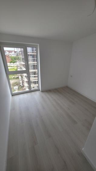 Apartament cu 3 camere în Petru Rareș