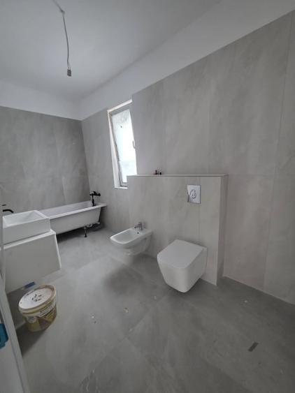 Casă individuală cu 5 camere cu Canalizare în Bragadiru
