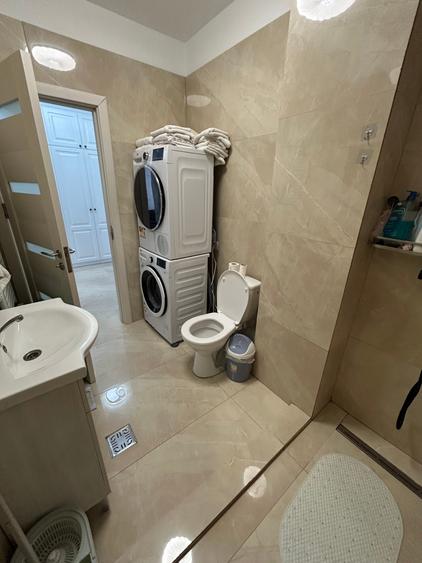 Apartament cu 2 camere decomandat în Colentina