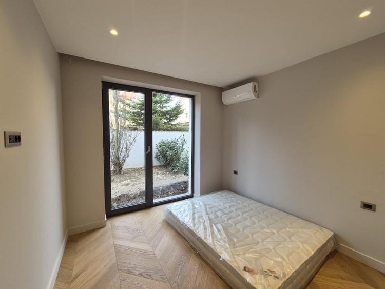 Apartament cu 4 camere decomandat, mobilat în Voluntari