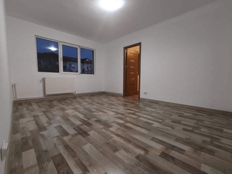 Apartament cu 2 camere semidecomandat în Nicolae Bălcescu
