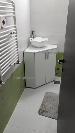 Apartament cu 2 camere decomandat, mobilat în Titan