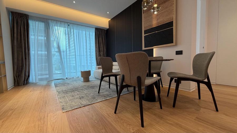 Apartament cu 3 camere semidecomandat în Floreasca