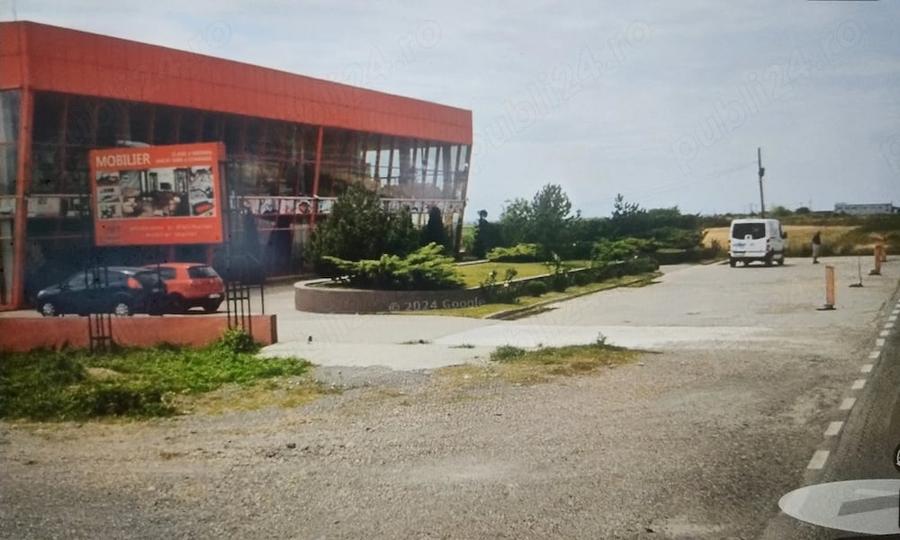 Teren de 3200 mp, în Braniștea